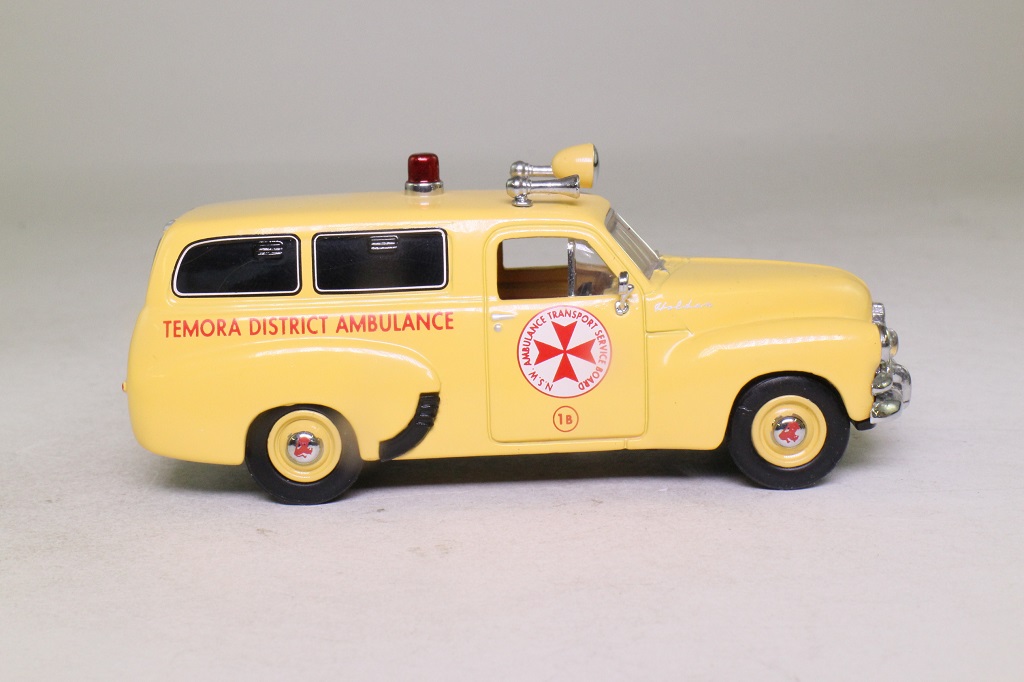 Matchbox Collectibles YHN01SB 1955 Holden FJ/2104; Temora District Ambulance
